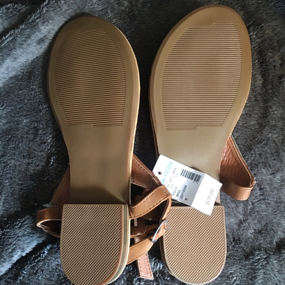 Brown pearl detailed sandals. NWT - Picture 2 of 2